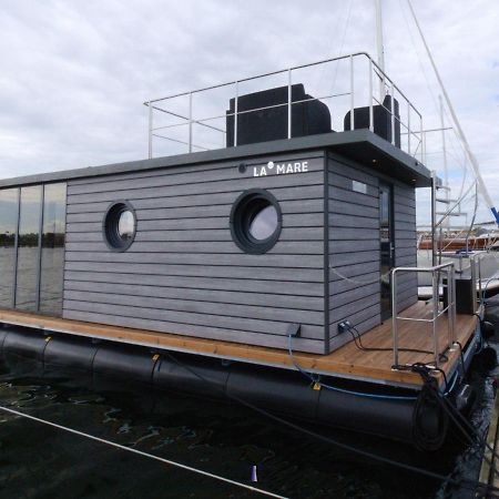 Hausboot Fjord Lacerta Mit Dachterrasse In Wendtorf מראה חיצוני תמונה